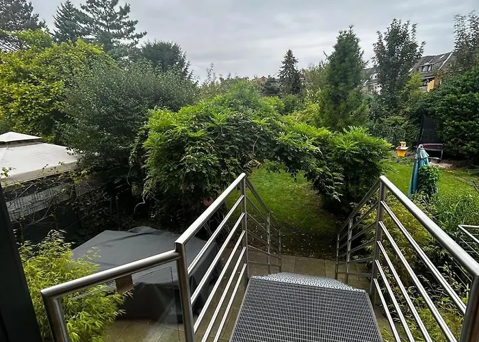 Modern Oasis Of Peace With Garden, Public Transport * Düsseldorf