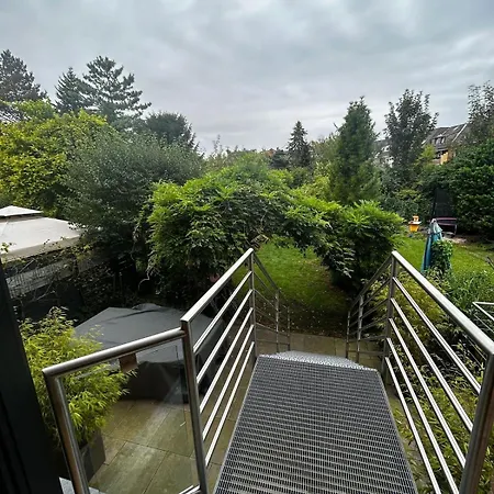 Modern Oasis Of Peace With Garden, Public Transport * Düsseldorf