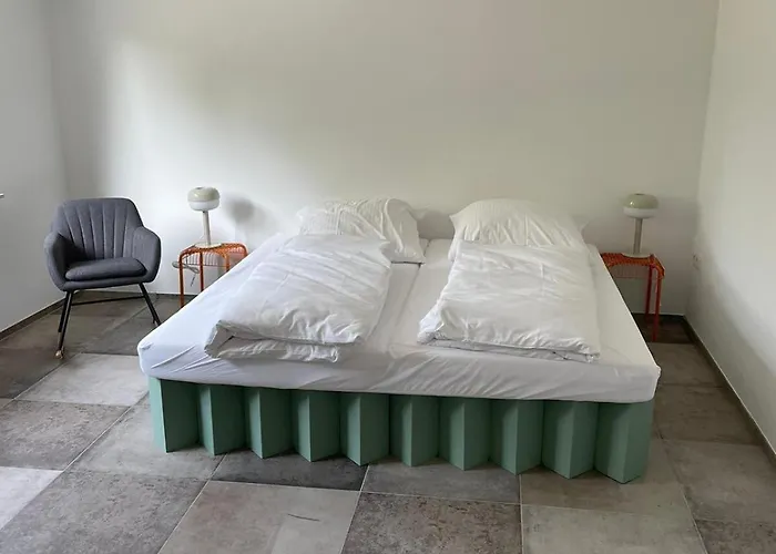 Modern Oasis Of Peace With Garden, Public Transport * Düsseldorf